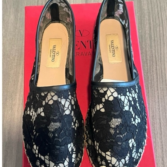 Valentino Black Lace Espadrille Flats - Picture 9 of 9